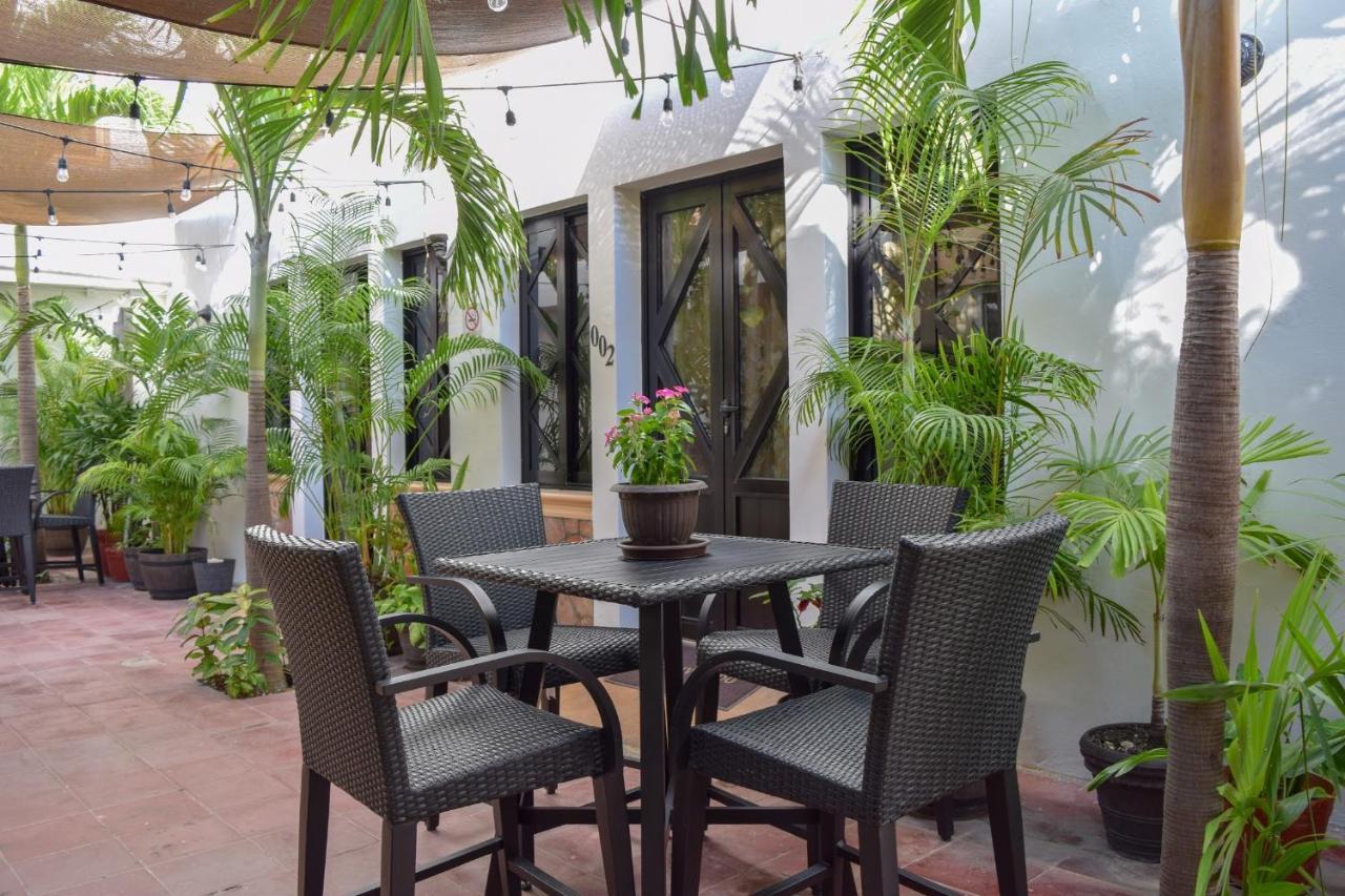 Hotel Bucaneros Isla Mujeres Exterior foto