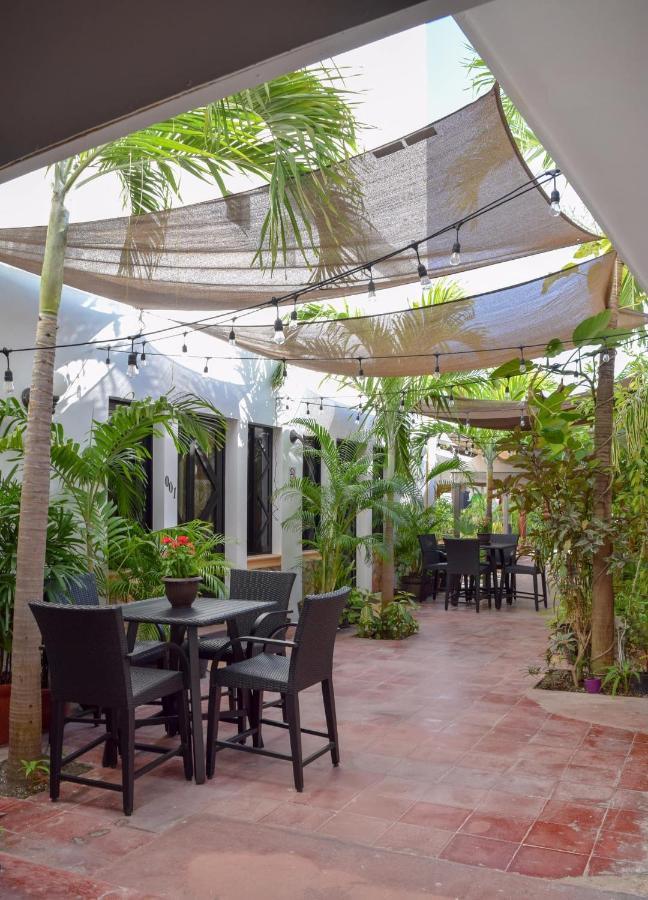 Hotel Bucaneros Isla Mujeres Exterior foto